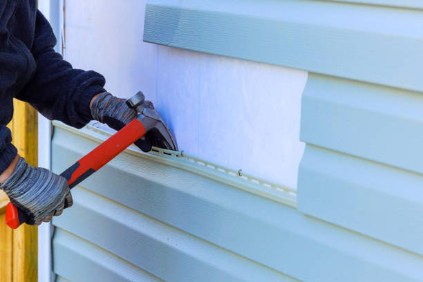 Reliable Emergency Siding Repair contractor in Milton, WV by Squared Siding